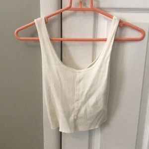 ▫️Urban outfitters BDG cropped white tank top▫️